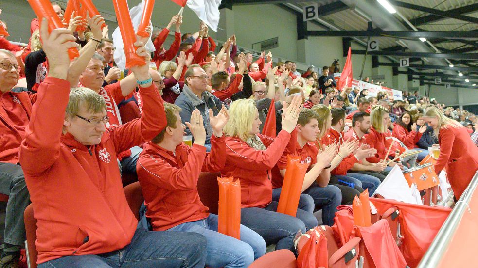 Auch diesmal wird wieder ein Fanpokal ausgelobt. Archivfoto: Barth