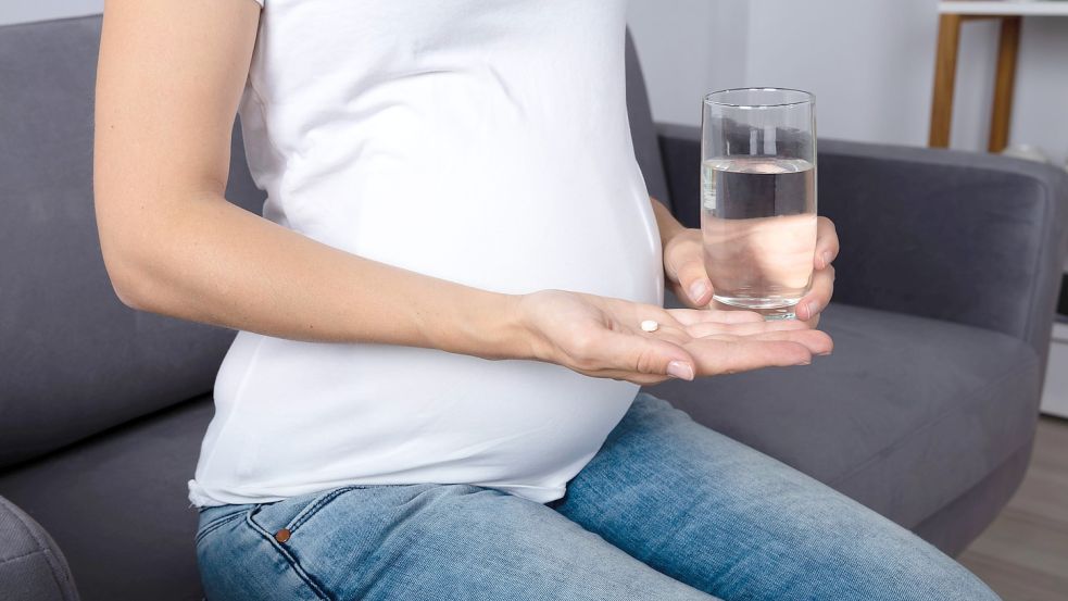 Eine neue Studie warnt vor der Einnahme von Paracetamol während der Schwangerschaft. Foto: imago images/Panthermedia