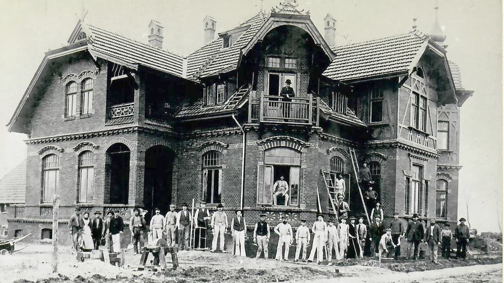 Kaufmanns-Villa, Rathaus und Museum: Die Geschichte der Villa Graepel am Rajen ist vielseitig. Die Aufnahme stammt aus der Bauzeit um das Jahr 1902. Fotos: Archiv