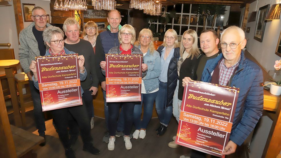 Das Organisationsteam des vorweihnachtlichen Budenzaubers in Kamperfehn hat einiges auf die Beine gestellt. Foto Passmann