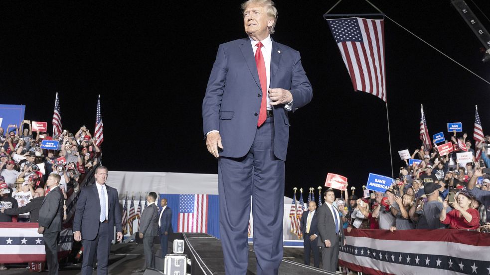 Immer noch ein Publikumsmagnet: der ehemalige US-Präsident Donald Trump vor wenigen Tagen bei einer Kundgebung in Nevada. Foto: picture alliance/dpa/Pool AP