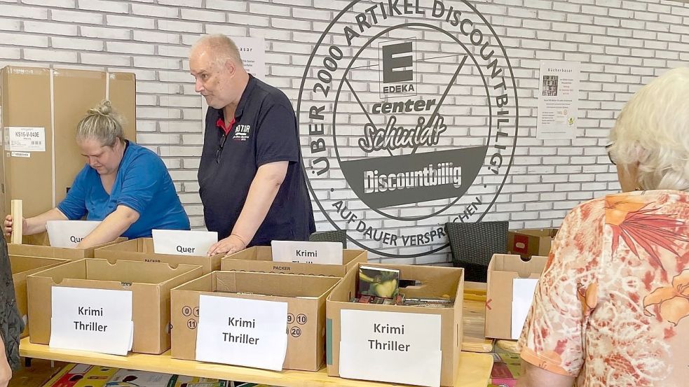 Mitte September fand der fünfte Bücherbasar bei Edeka in Rhauderfehn statt. Foto: Janßen