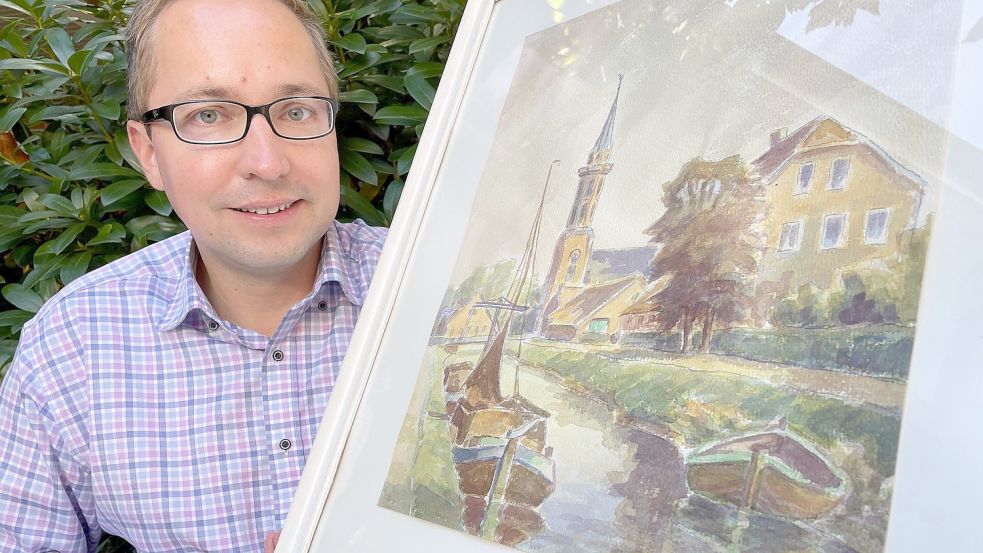 GA-Redaktionsleiter Henrik Zein mit dem „Bestseller“. Foto: Janßen