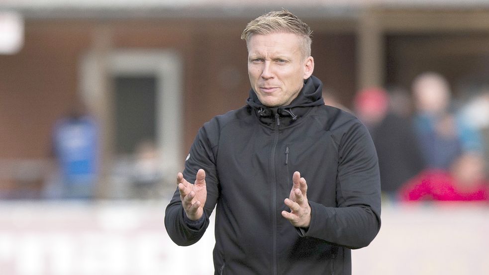 Trainer Thilko Boekhoff ist mit BW Borssum klar auf Kurs.
