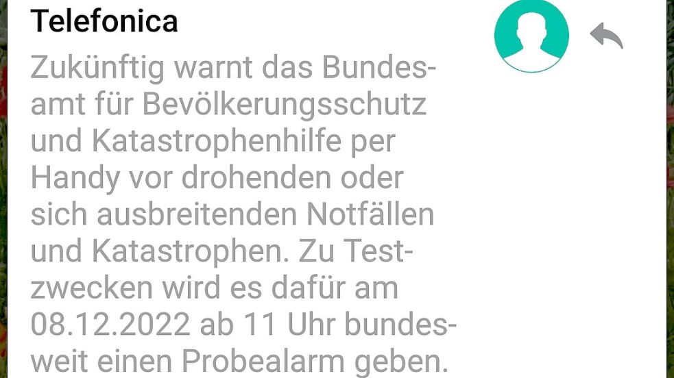Derweil informiert das Bundesamt für Bevölkerungsschutz und Katastrophenhilfe die Bürger per SMS über den Warntag. Screenshot: Peters