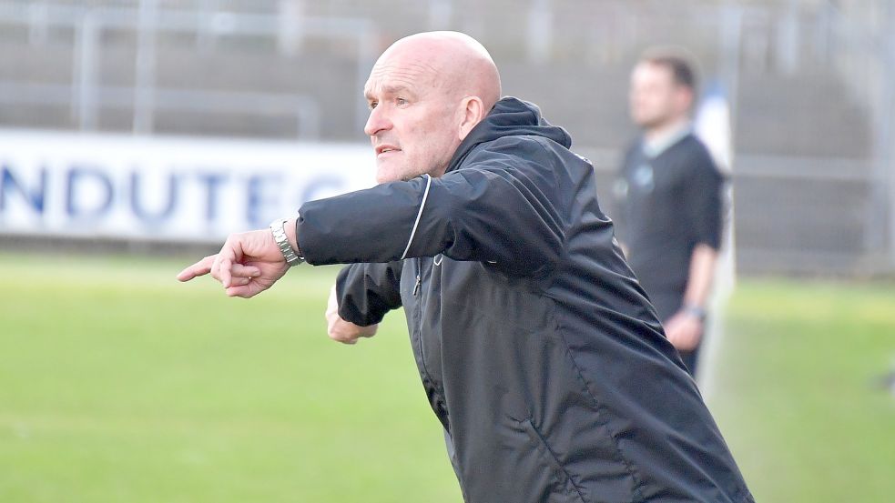 Stefan Emmerling sah eine starke erste Halbzeit seiner Mannschaft. Archivfoto: Wagenaar