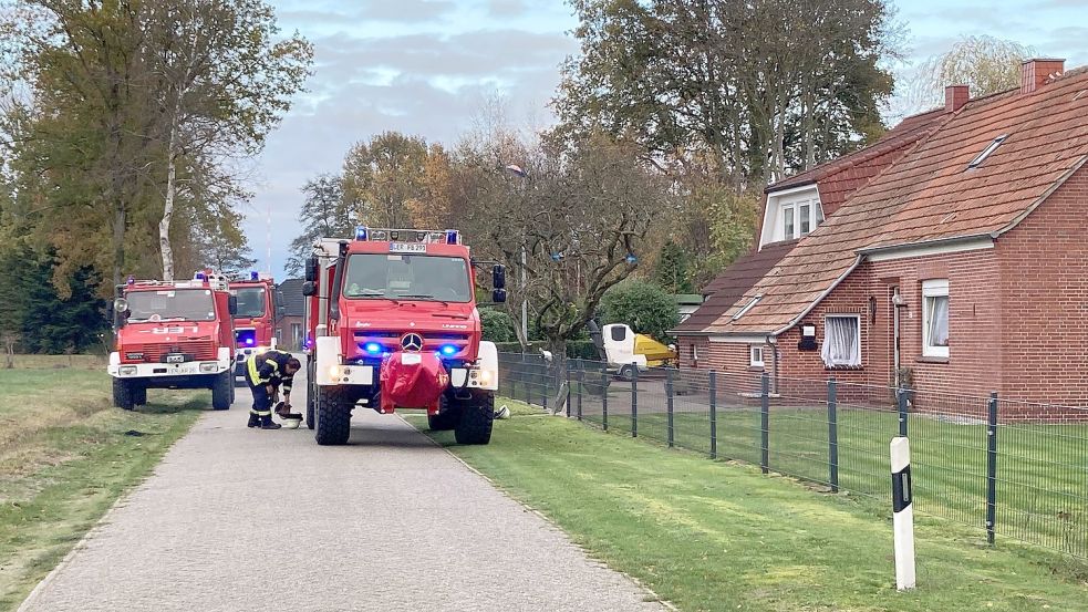 Nach den Löscharbeiten wurde das Haus belüftet. Foto: Wehry