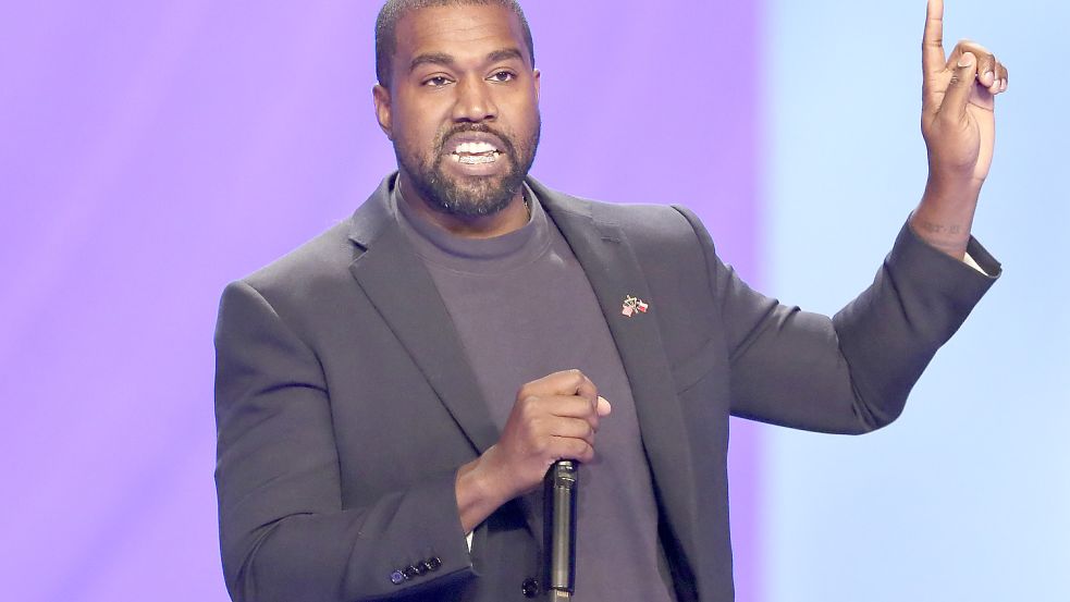Der US-amerikanische Rapper Kanye West hat sich auf Twitter zurückgemeldet. Foto: dpa/FR33763 AP/Michael Wyke