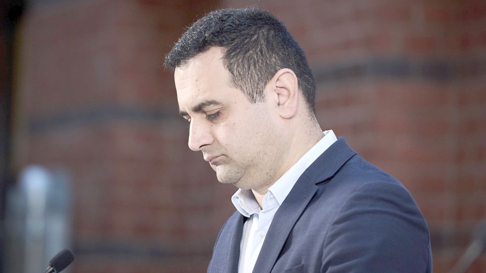 FDP-Generalsekretär Bijan Djir-Sarai: Grünen und SPD wäre das Aussetzen der Schuldenbremse lieber gewesen. Foto: IMAGO/Christian Spicker