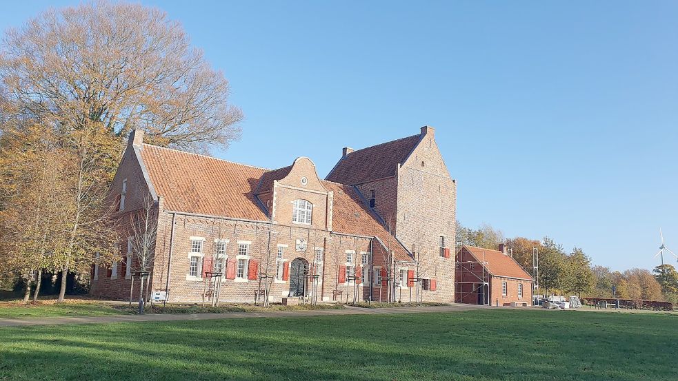 Südlich des Steinhauses Bunderhee ist ein kleines Baugebiet geplant. Foto: Gettkowski