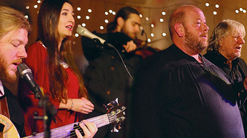 Am Sonntag, 4. Dezember, heißt es in der Hoffnungskirche wieder „Musik in ’t Lüchterkark“. Es spielen und singen Laway, La Kejoca, der Borkumer Albertus Akkermann und Flamencogitarrist Manuel Bunger. Foto: privat