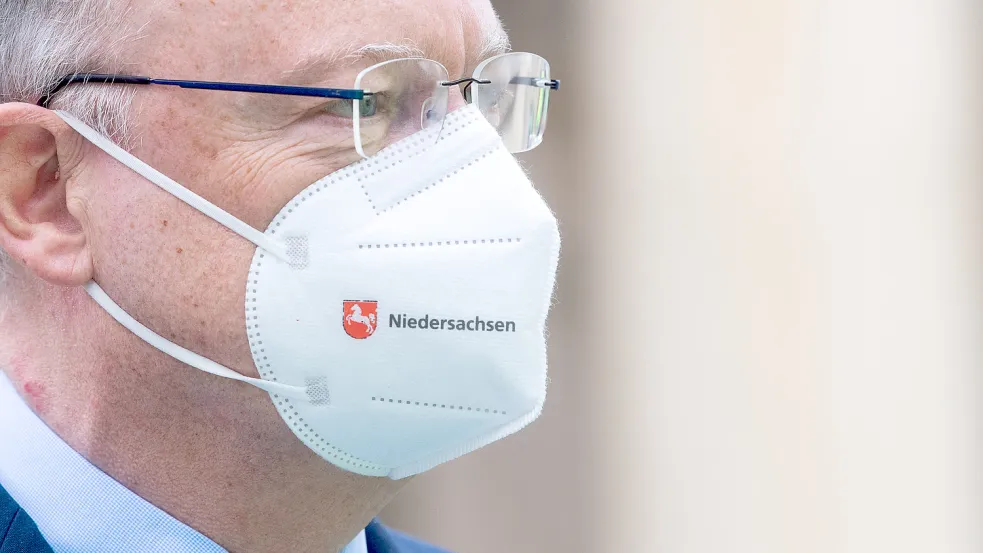 Das Land Niedersachsen muss Hunderttausende Atemschutzmasken vernichten lassen. Auch andere Bundesländer wie Hamburg sind betroffen. Foto: Julian Stratenschulte/dpa