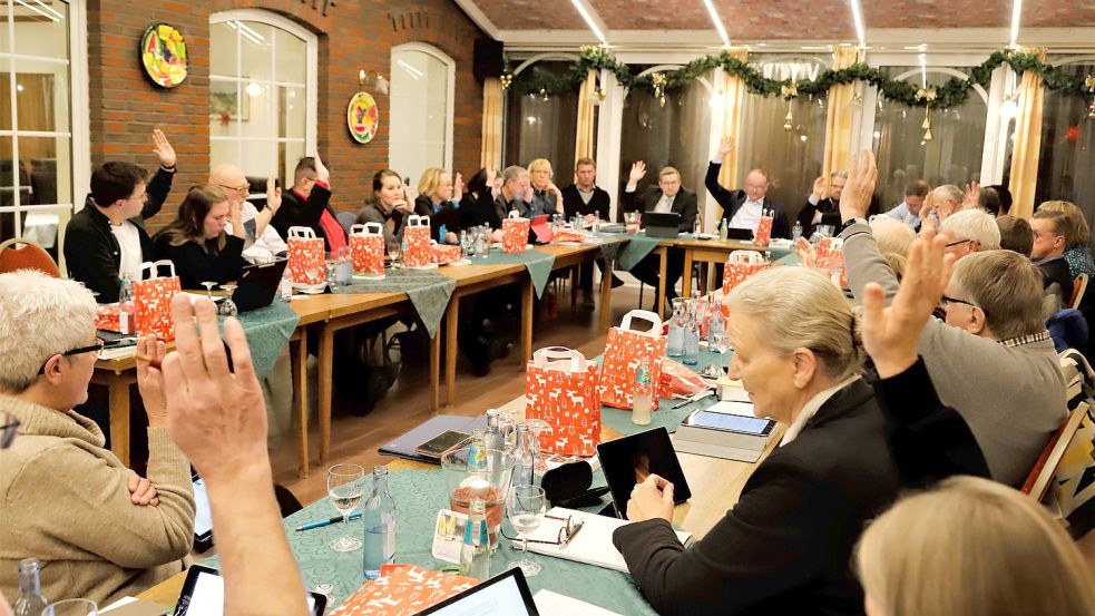 Der Rat der Gemeinde Barßel kam zu seiner letzten Sitzung in diesem Jahr zusammen. Nicht immer verliefen die Abstimmungen einstimmig. Foto: Passmann