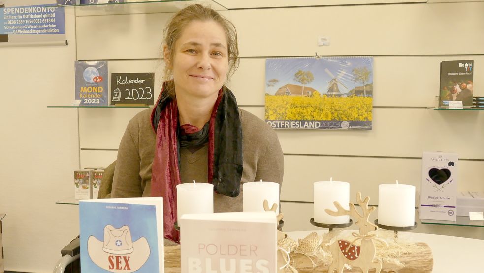 Susanne Tammena aus Dorenborg hat zwei neue Romane veröffentlich: einen Liebesroman mit regionalen Bezügen und einen politisch-humorvollen. Foto: Wieking