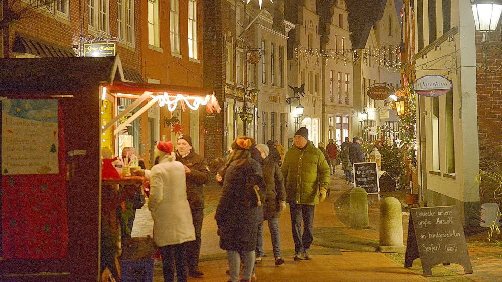 In Leer herrschte am Sonnabend weihnachtliche Stimmung. Foto: Wolters