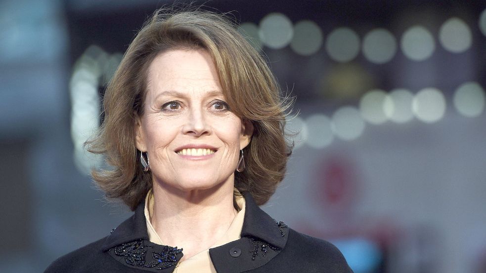 Sigourney Weaver, Star von „Avatar 2“, berichtet über ihr nicht-binäres Kind. Foto: dpa/PA/FACUNDO ARRIZABALAGA EPA/FACUNDO ARRIZABALAGA