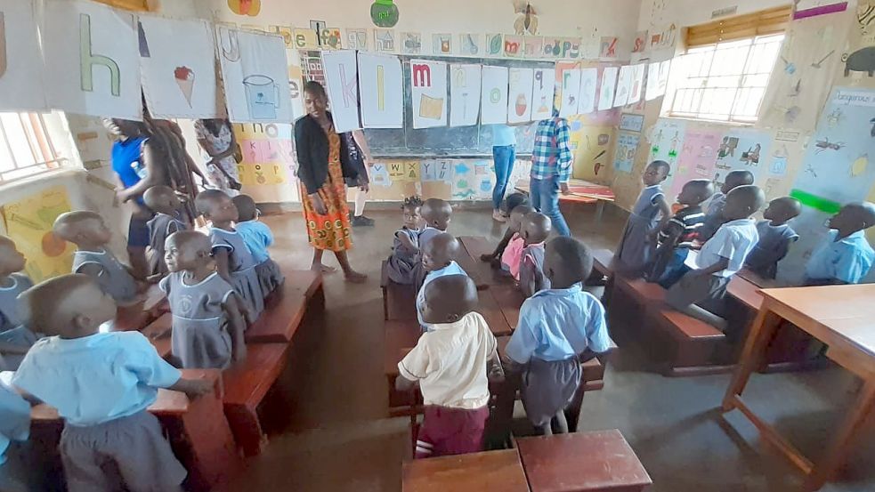 An der Schule, die von dem Hilfsprojekt aus dem Nordkreis Cloppenburg finanziert worden ist, werden die Kinder nicht nur unterrichtet - sie bekommen dort auch regelmäßige Mahlzeiten. Das entlastet wiederum ihre Familien. Foto: privat