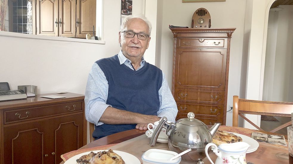 Erhard Jüsche ist heute 84 Jahre alt und lebt allein am Stadtrand von Köln.