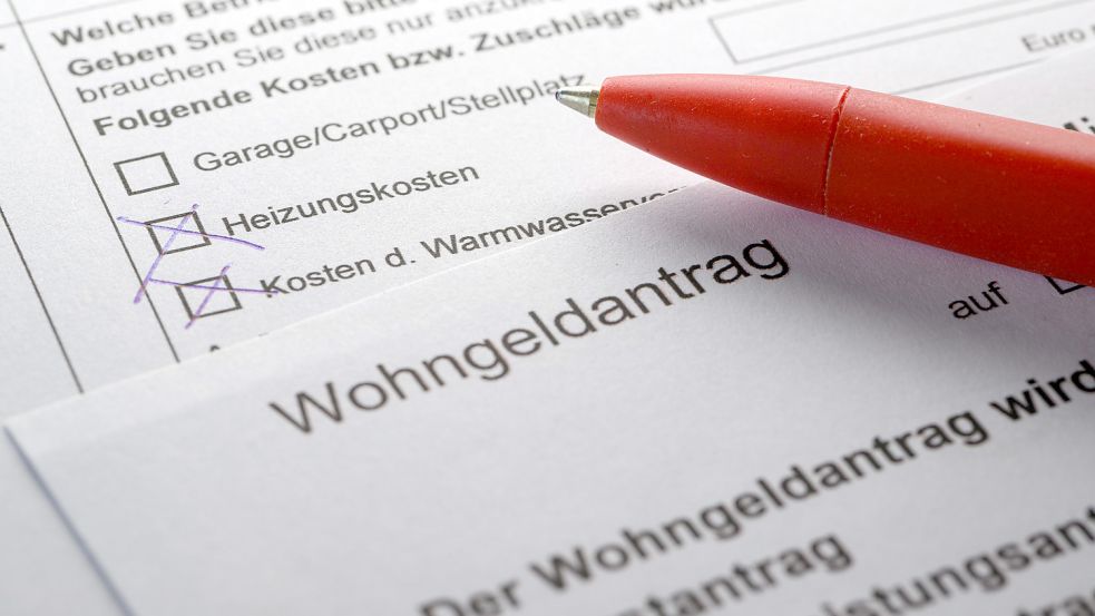 Durch die Wohngeld-Reform, die in diesem Jahr greift, haben mehr Menschen Anspruch auf die Sozialleistung. In vielen Kommunen führt das zu Staus. Foto: DPA/Robert Michael