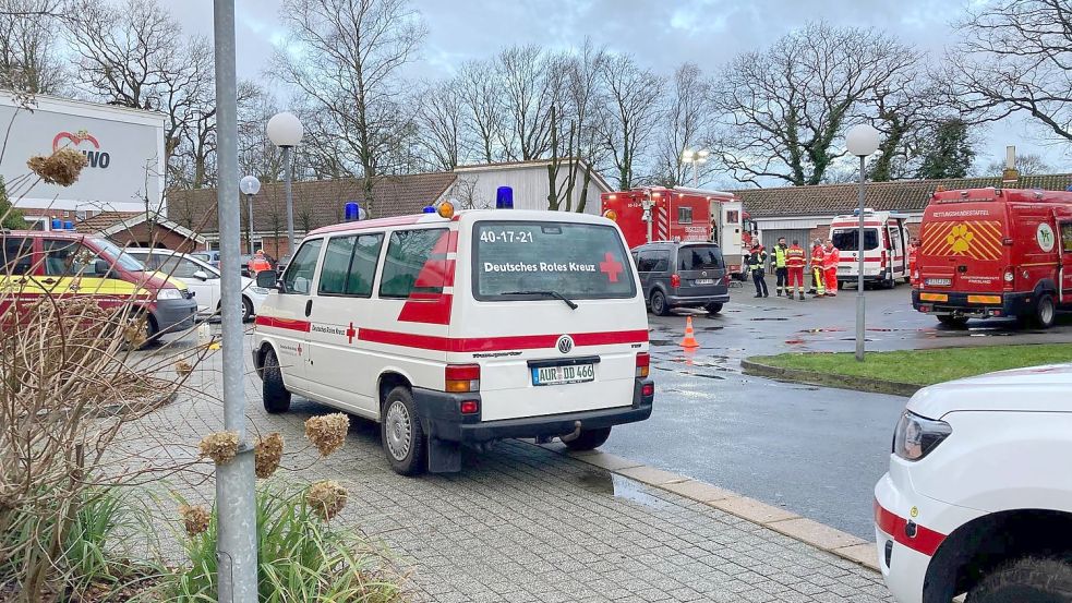 Ein Großaufgebot an Einsatzkräften hat am Mittwoch nach der verschwundenen Seniorin gesucht. Foto: Böning