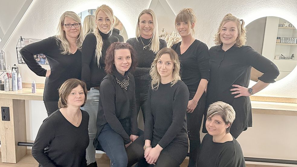 Das Team von Modern Hair in Völlenerkönigsfehn freut sich auf viele Kunden in dem neuen Salon an der Fehntjer Straße.