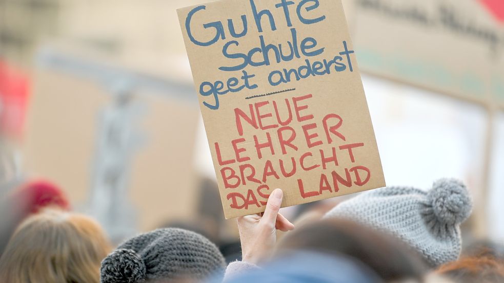 Lehrer demonstrieren gegen Maßnahmenpaket des Kultusministeriums Foto: dpa