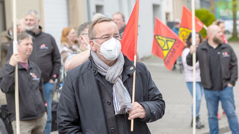 Pistorius 2022 bei einer DGB-Demonstration in Osnabrück: Auch als Innenminister war er oft in der Stadt. Foto: Andre Havergo