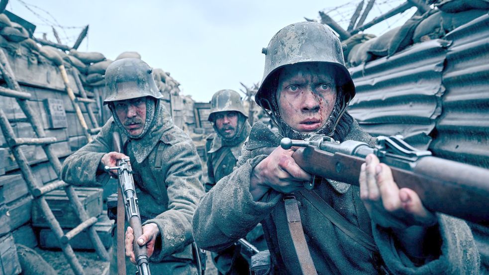 Der deutsche Beitrag „Im Westen nichts Neues“ geht mit neun Nominierungen ins Oscar-Rennen Foto: Reiner Bajo/Netflix/dpa