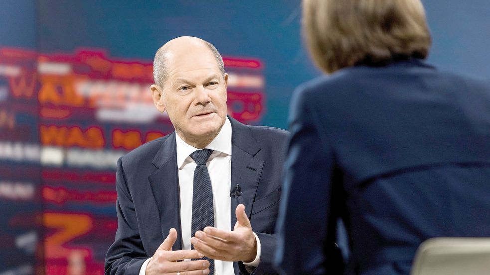 Nach der Zusage für die Lieferung von Leopard-2-Panzern stellte sich Bundeskanzler Olaf Scholz in der ZDF-Sendung „Was nun, Herr Scholz?“ nun den Fragen von Bettina Schausten und Anne Gellinek. Foto: ZDF