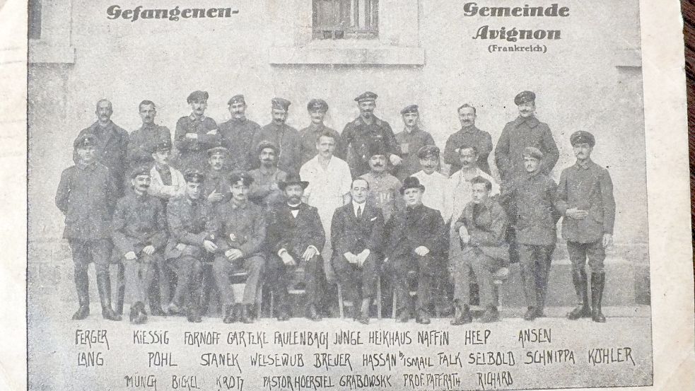 Mit dieser Postkarte schickten die deutschen Kriegsgefangenen aus dem südfranzösischen Avignon einen Gruß in ihre Heimat. Repro: Alberts