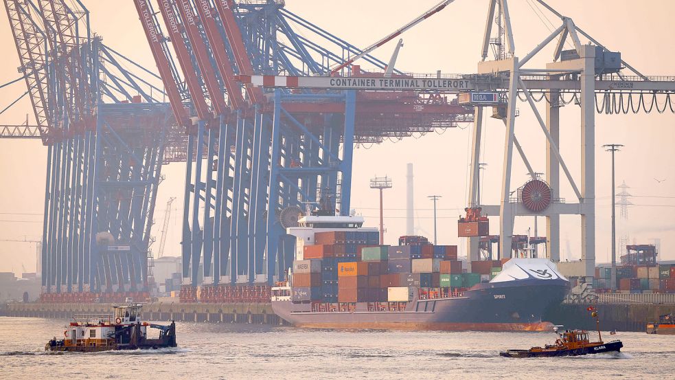 Rund 70 Prozent des Umschlags im Hamburger Hafen entfallen auf den Bereich Container. Foto: Christian Charisius