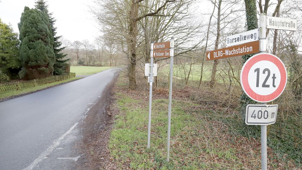 Die Gemeinde Saterland möchte ein neues Verkehrsschild am Barselkeweg. Foto: Passmann