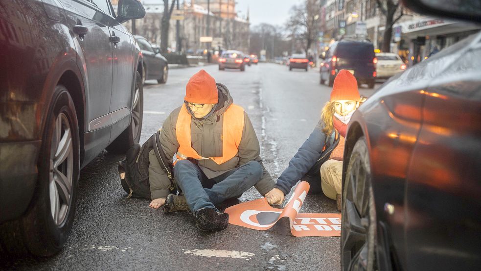 Diese Bilder wird es am Freitag nicht geben: Die Klimaaktivisten machen eine Protestpause. Foto: imago images/aal.photo