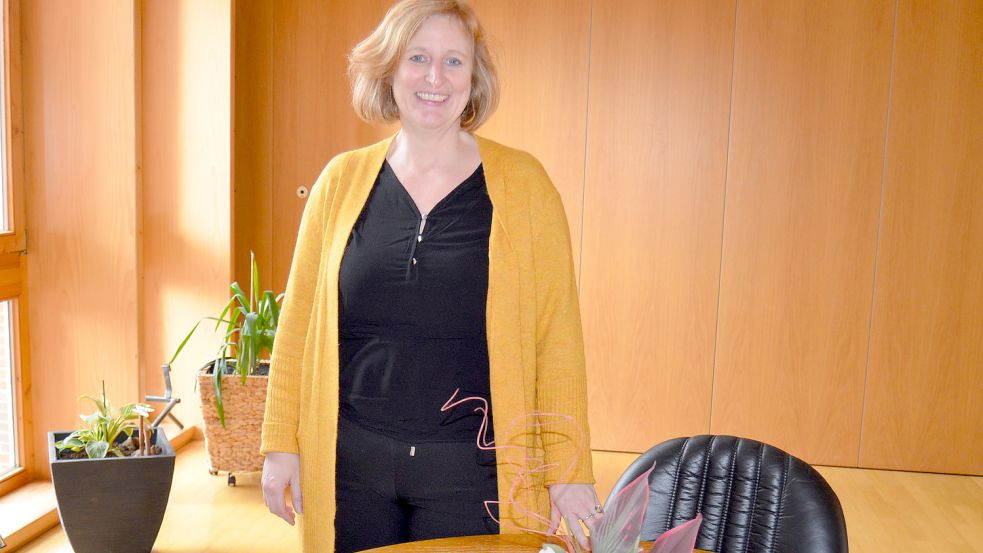 Die 45-jährige Niederländerin Tjallien Kalsbeek verstärkt seit Anfang Februar das Saterfriesisch-Kontoor im Saterländer Rathaus in Ramsloh. Fotos: Fertig