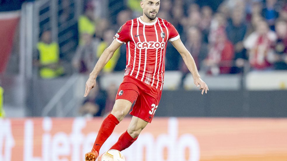 Der SC Freiburg (hier mit Vincenzo Grifo) spielt in der Europa League gegen Juventus Turin. Foto: dpa/Tom Weller