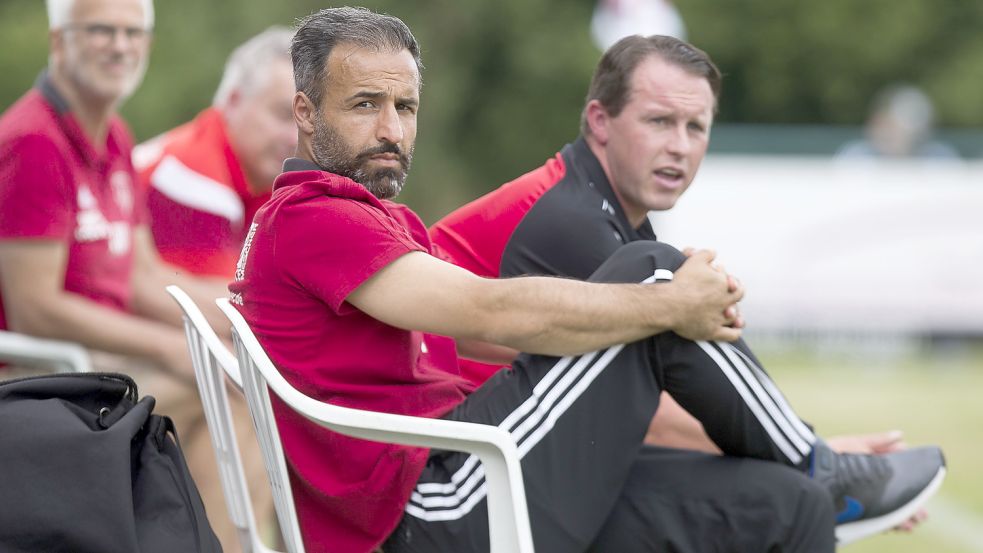 Erhan Colak war erst drei Jahre Spieler in Westrhauderfehn. Seit Sommer 2021 (Foto) fungiert als Trainer. Archivfoto: Doden