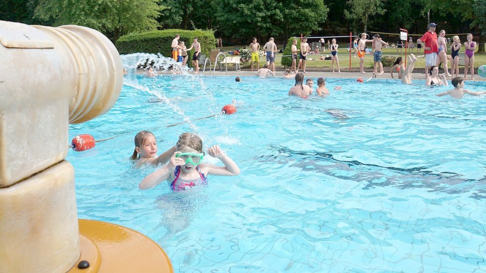 Das Freibad in Surwold muss saniert werden. Archivfoto: Moormann