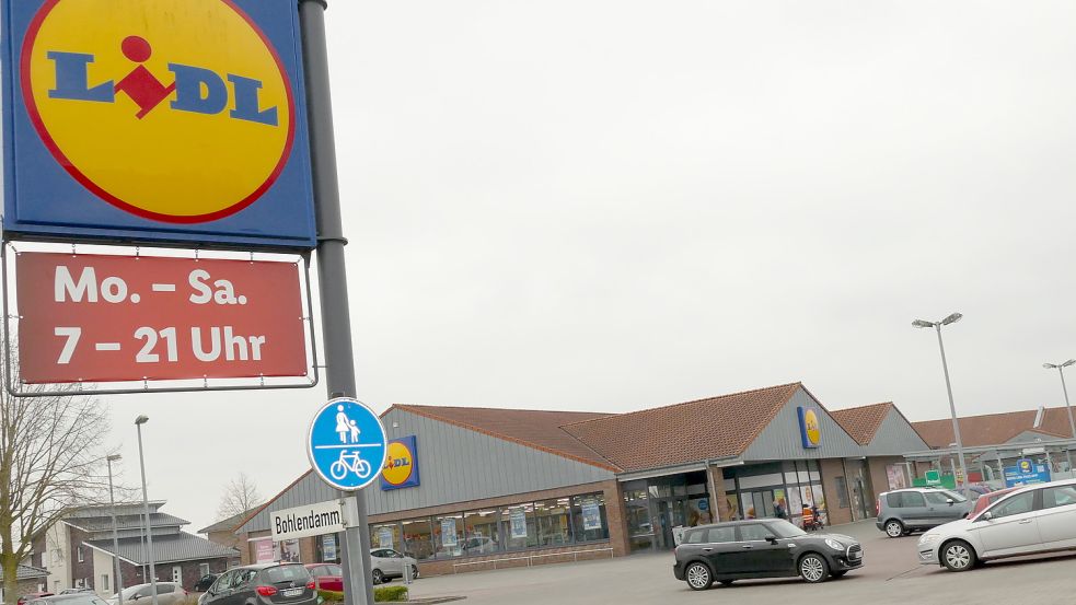 Die Pläne für einen neuen Lidl sind schon einige Jahre alt. Jetzt hoffen Gemeinde und Investor, dass sie endlich umgesetzt werden können. Foto: Wieking