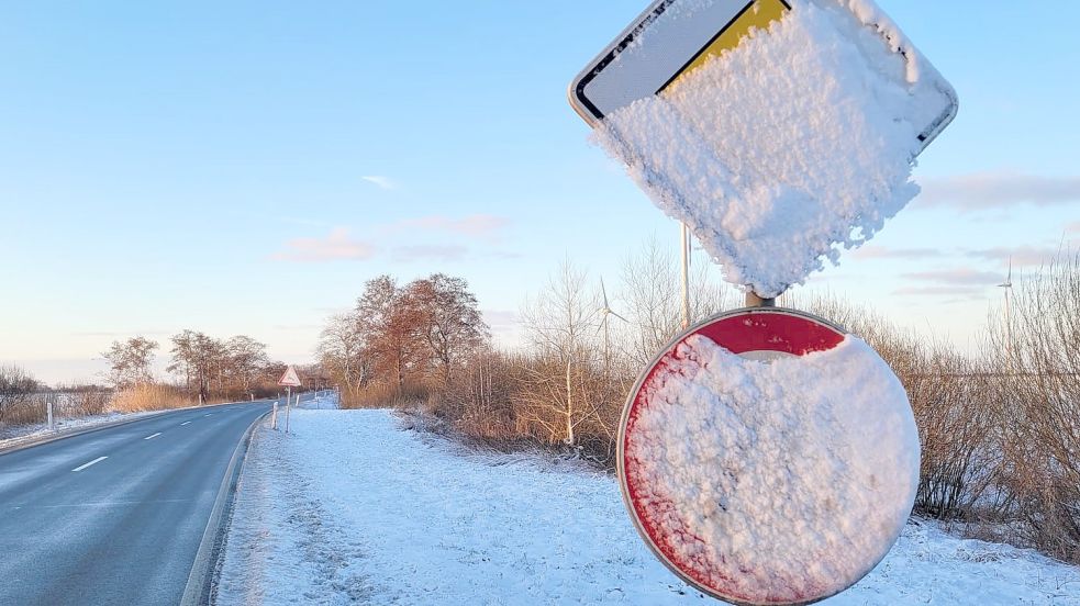 Eine weiße Überraschung könnte die Autofahrer in Norddeutschland am Dienstamorgen erwarten. Archivfoto: Schiefelbein