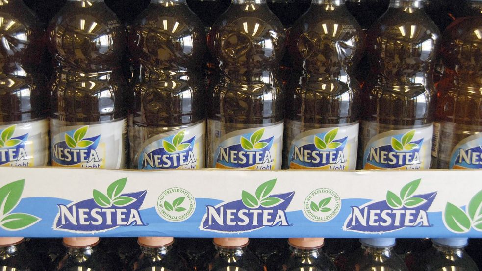 Verschwindet aus den Regalen: Nestea-Eistee. Foto: imago images/Dean Pictures