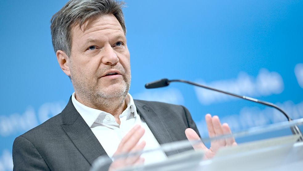 Wirtschafts- und Klimaminister Robert Habeck will Heizungen in privaten Haushalten grüner machen. Foto: dpa/Britta Pedersen