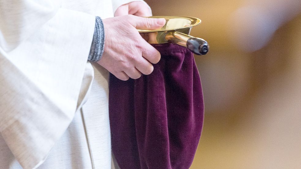 Die Kirche steckt finanziell in der Krise. Foto: dpa/Christophe Gateau