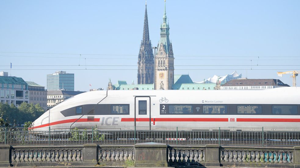 Hamburgs ehrgeizige Pläne für einen S-Bahntunnel sind einen wichtigen Schritt vorangekommen. Er soll das notorische Nadelöhr der Verbindungsbahn entlasten. Foto: Oliver Lang/DB