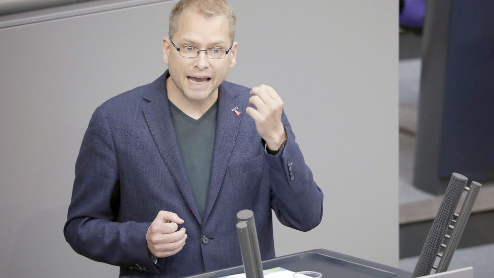 Lorenz Gösta Beutin im Bundestag (2021). Foto: Imago Images