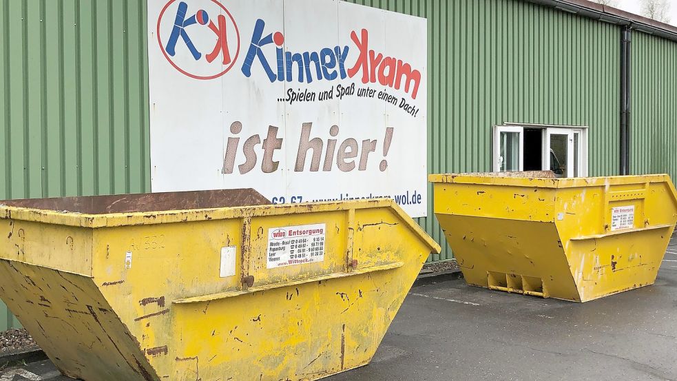 Mit der Sanierung und dem Umbau des Kinnerkrams in Ihrhove ist begonnen worden. Foto: Ammermann