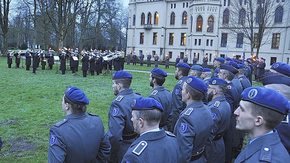 Das Marinemusikkorps Wilhelmshaven sorgte für die Musik. Foto: Wolters