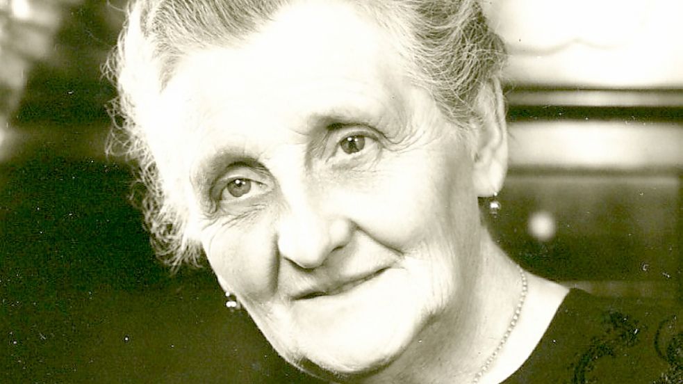 Wilhelmine Siefkes 1970, im Alter von 80 Jahren. Das Foto stammt aus ihrer Autobiografie „Erinnerungen“. (Foto: Fotograf Gesie Wetzig, Veröffentlichungsrecht: Stadtarchiv Stadt Leer)