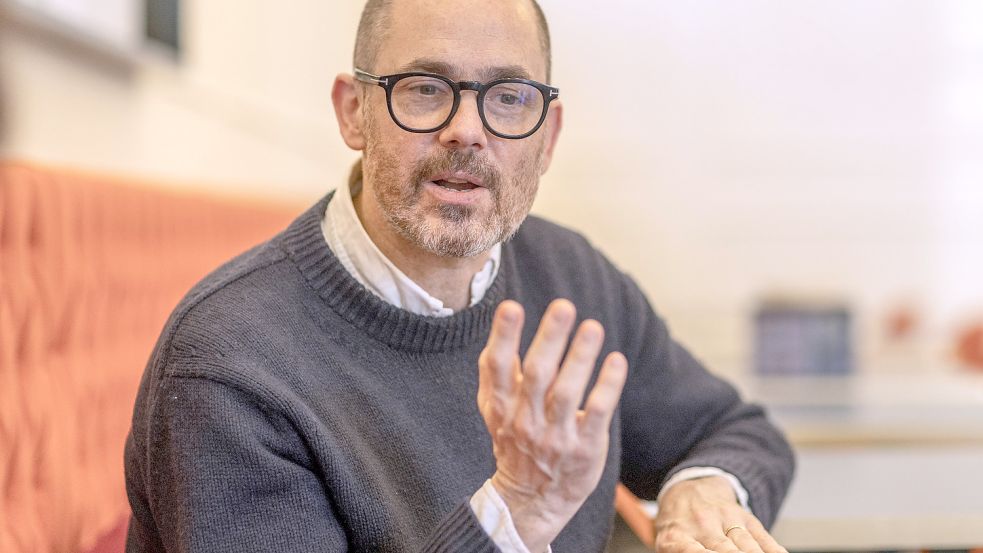 Oscar-Preisträger Edward Berger kritisiert den Umgang von ARD und ZDF mit der Filmkultur. Foto: Oliver Weiken/dpa