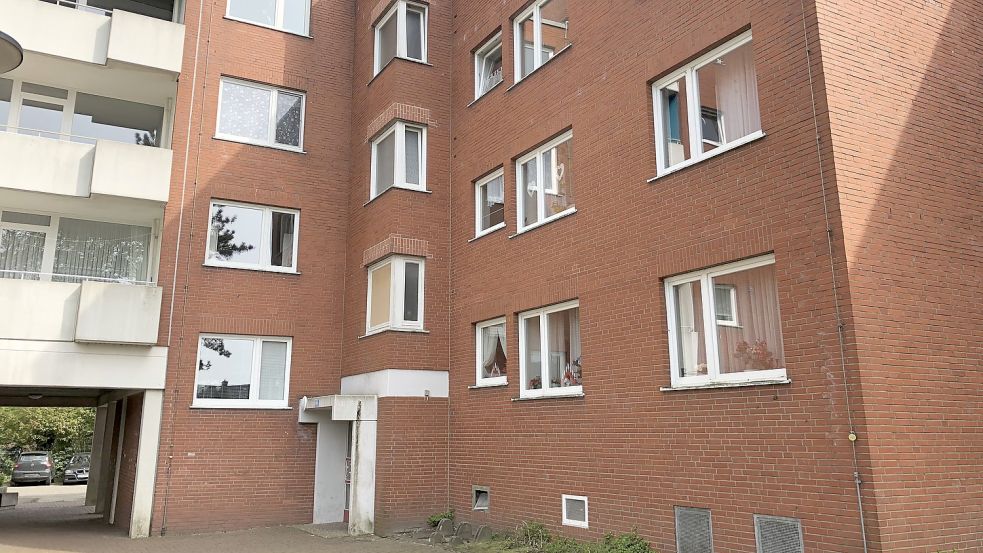 Auf den ersten Blick sieht die Fassade des Hauses Blinke 50 recht gepflegt aus. Foto: Mielcarek