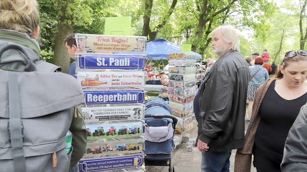 Auch professionelle Händler boten ihre Waren an. Foto: Passmann